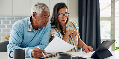 Senior couple looking for a pension alternative